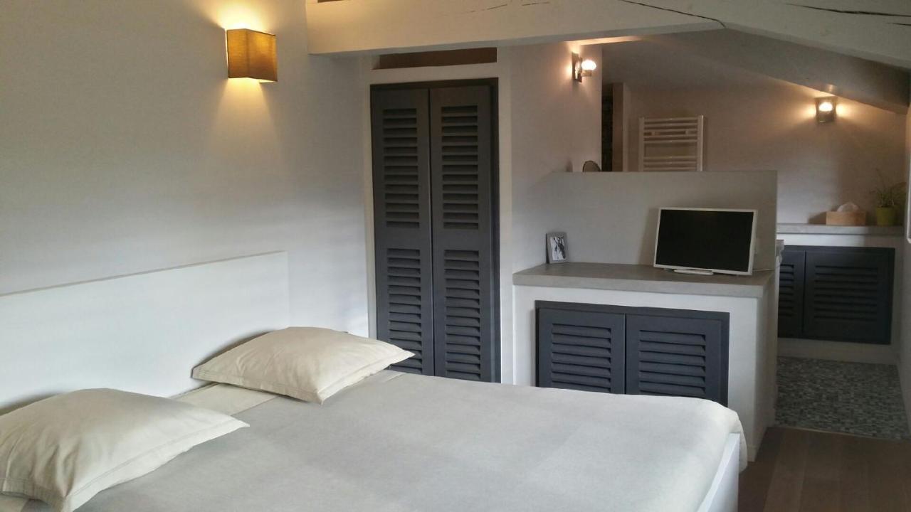 Le Carre Des Vignes Hotell Six-Fours-les-Plages Exteriör bild